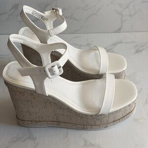 White Open Toe Block Cork Heel New Patent Leather Madden Girl Wedges size 9
